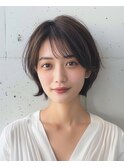 ナチュラルな質感の大人ショート
