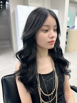 イロウ 山口どうもん店(IROW) 韓国ヘア ダークグレー レイヤーカット 髪質改善 【山口】