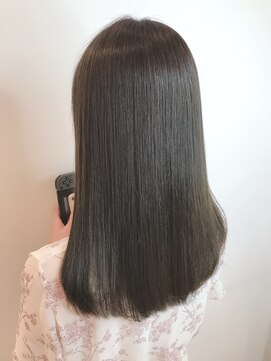 カノイ 銀座中央通り(KANOI) 【パーソナルカラー別】オリーブベージュ