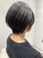 ガーデンテラスサロン 流山おおたかの森(GardenTerracesalon) 後ろから見たシルエットもこだわっています。