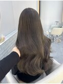 オリーブグレージュ