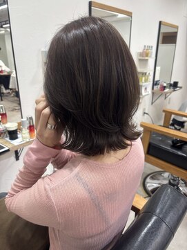 クラン 岡本(Chlan) レイヤーカット　くびれミディ