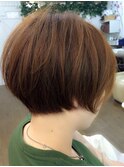 ラウンドショートボブ