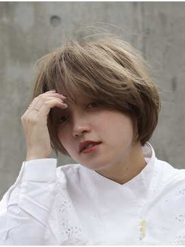 ヘアーアンドアート ルミナ(HAIR&ART LUMINA) 絶壁解消20代30代40代大人ショートボブ【亀井大旗】