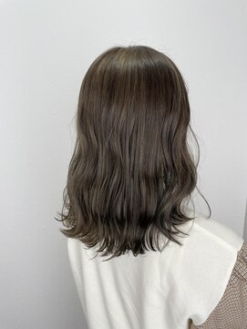 シエル 立川店(CIEL) シルバーベージュ×ロブ【CIEL×maki】