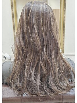 ヘアーズ ロッソ(hair's ROSSO) ナチュラルハイライト[30代40代50代]