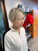 シャンプーボーイ セントラル 博多(SHAMPOO BOY central) ショート/ショートボブ/ハイライト/切りっぱなし/博多