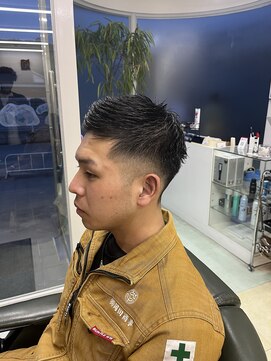 バーバー ノウショウ(BARBER NOSHO) アップバングショート