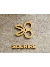 sourire 【スリール】