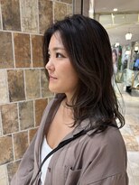 ピークアブー アヴェダ アトレ恵比寿(PEEK-A-BOO AVEDA) 王道ミディアムひし形シルエット外ハネボブレイヤー