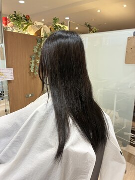 エル バイ ファースト(L by first) 【L by first】ばっさり大人ミディアム×インナーブラック