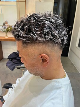 シェルハ(SHELHA) ホワイトメッシュ×極道パーマ