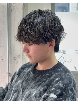 ハイプ(HYPE) フェザーパーマ/センターパート/シャドウパーマ/眉毛