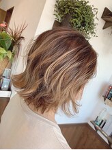 ヘアーサロン プアメリア(Puamelia) ハイ ライト