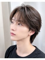 ポーチバイハニー オモテサンドウ(PORCH by HONEY omotesando)&nbsp;ラウンドマッシュフェザーパーマニュアンスパーマセンターパート