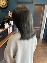 ジアン(JIEN) 暗髪 オリーブグレージュ