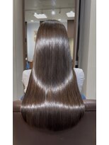 ヘアケアアンドヘアデザイン リベール(L:belle)&nbsp;絹のような輝き！髪質改善ストレートで叶える極上サラツヤロング