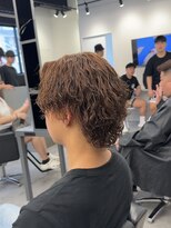 ノイセル 心斎橋(Noisyle)&nbsp;刈り上げセンターパート/波巻きツイストスパイラル/心斎橋R