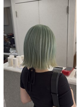 アンダーバーホワイト 広島 本通店(_WHITE) ミントカラー/ブリーチありカラー