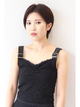 ヘアデザイン レオ(hair design leo) 【leo】ショートボブ☆センターパート