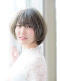 柔らか質感の小顔ボブ