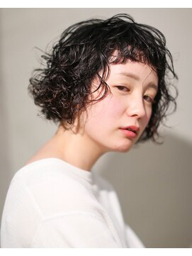 テトヘアー(teto hair) short［ショート ボブ ワイド バング パーマ くるくる 黒髪］