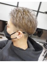 ヘアテリア リュウ 大塚(hair teria ryu)&nbsp;刈り上げショート×ミルクティーカラー