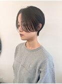 頭の形を活かした丸みショートスタイル