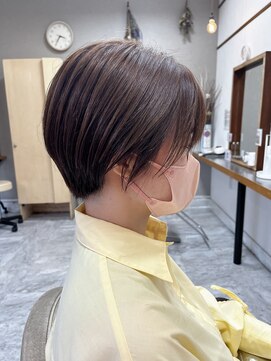 クート(ku-to) 丸みショート大人かわいい耳掛けスタイル