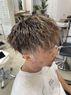 リット(lit.) ニュアンスパーマ/スペインカール/スパイキーショート/守谷