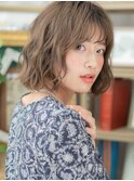 グレーベージュ前下がり小顔ボブ前髪パーマh3北浦和20代30代40代