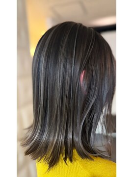 ヘアコンセプト マスト(Hair Concept MAST) 筋感ハイライトシャドールーツ