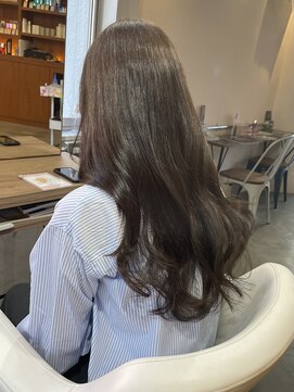 エン(En,) ゆるっと上品*透明感グレージュロング