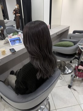 【透明感UP】暗髪でも重たく見えない！大人っぽブルージュ