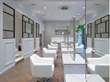 HE:ARTS OSAKA【2/11 NEW OPEN(予定)】 の雰囲気(洗礼された空間で都会の中での癒しを感じて下さい。)