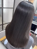 エミリー(Emily)&nbsp;赤みゼロカラー