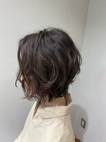 ポンポネ&nbsp;ふんわりルーズパーマスタイル