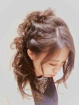 ルシード スタイル サーヴ(LUCIDO STYLE SERVE) パーティー・結婚式にもオススメ☆ヘアセット（セミロング）