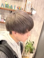 マハロ(mahalo) 刈り上げマッシュ×シルバーグレージュ ＊【ブリーチ/メンズ】