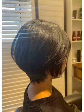 マリーチリタ(marichi Rita) メリハリショートボブ