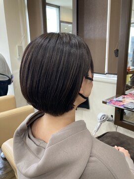 ジッピー ヘアーコレクション ハイライトベージュカラー大人可愛いショートボブ