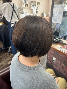 アート(art) ショートボブ