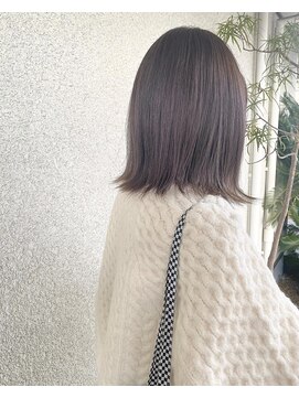 ヒャッカ(hyakka) お気に入り登録数1位　外はねボブのラベンダーグレージュ