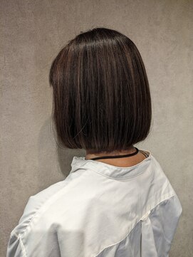 ステディー(Steady) ハイライトボブ