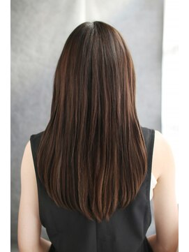 バレンテ 二子玉川(VALENTE) 自然な立体感×レイヤーロング【VALENTE二子玉川】