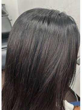 レイディバードカラー 深谷稲荷町店 根元の白髪染め（リタッチ）