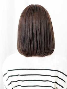 ドクターズ サロン ラブ(Dr's Salon LAB) 暖色系カラーツヤ髪シースルーバング小顔ボブa古河20代30代40代