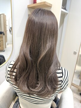 シアアルン 新小岩店(SHEER alun) ベージュカラー