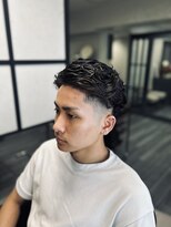 バンデ(Bande)&nbsp;バックパーマ×スキンフェード