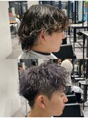 透明感バイオレットグレー×束感ショート